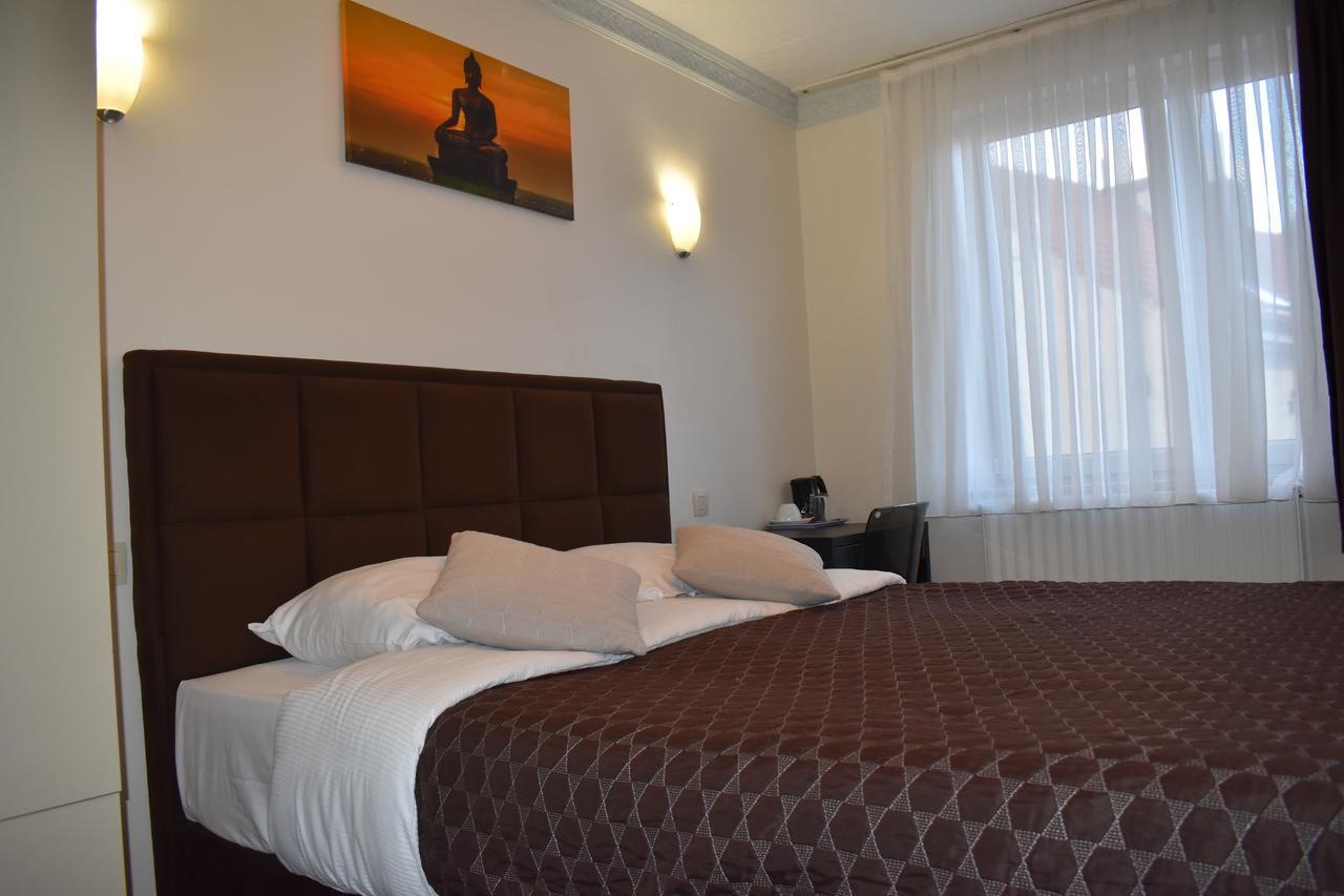 Hotel Meribel Saint-Josse-ten-Noode Zewnętrze zdjęcie