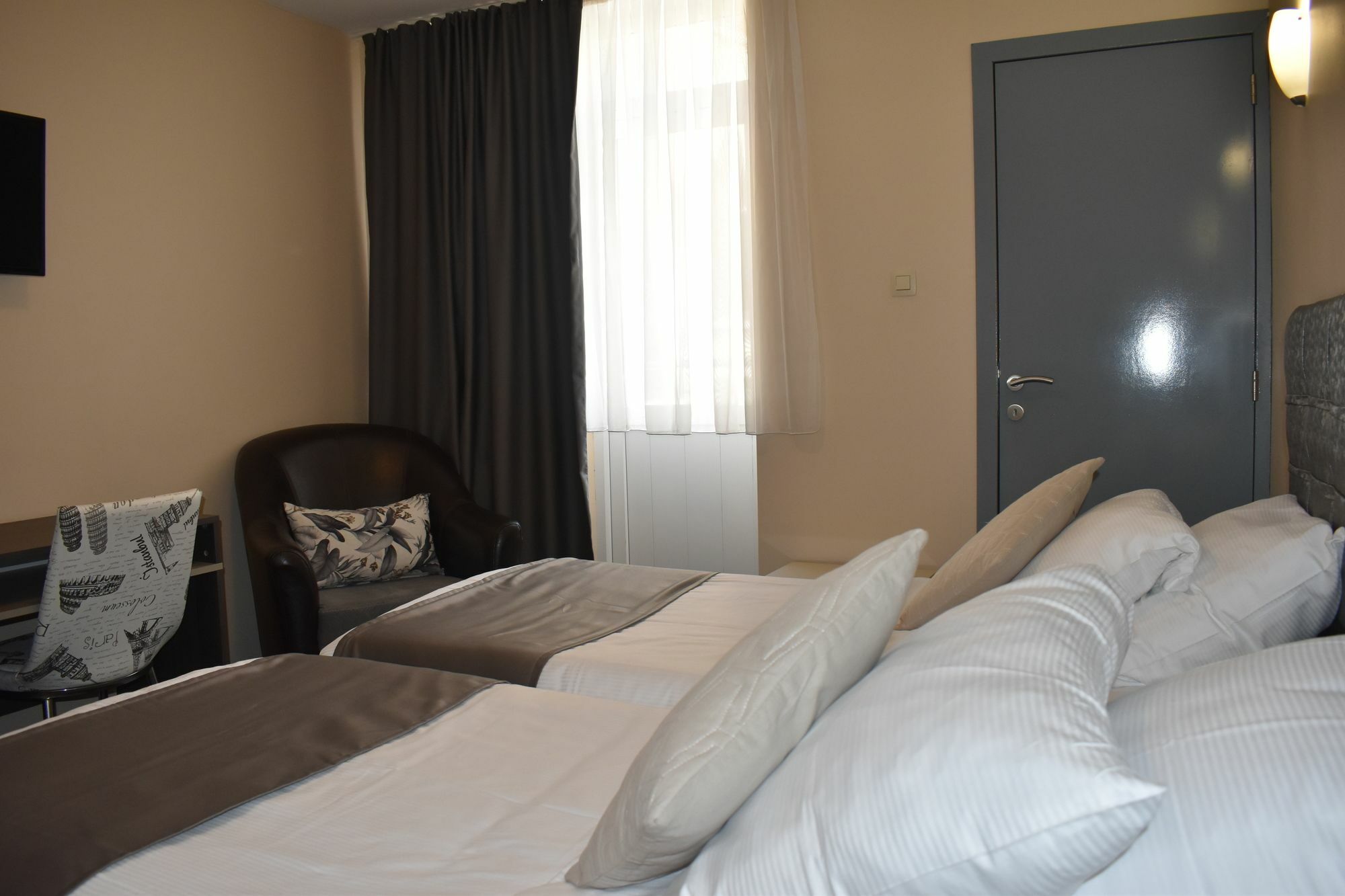 Hotel Meribel Saint-Josse-ten-Noode Zewnętrze zdjęcie
