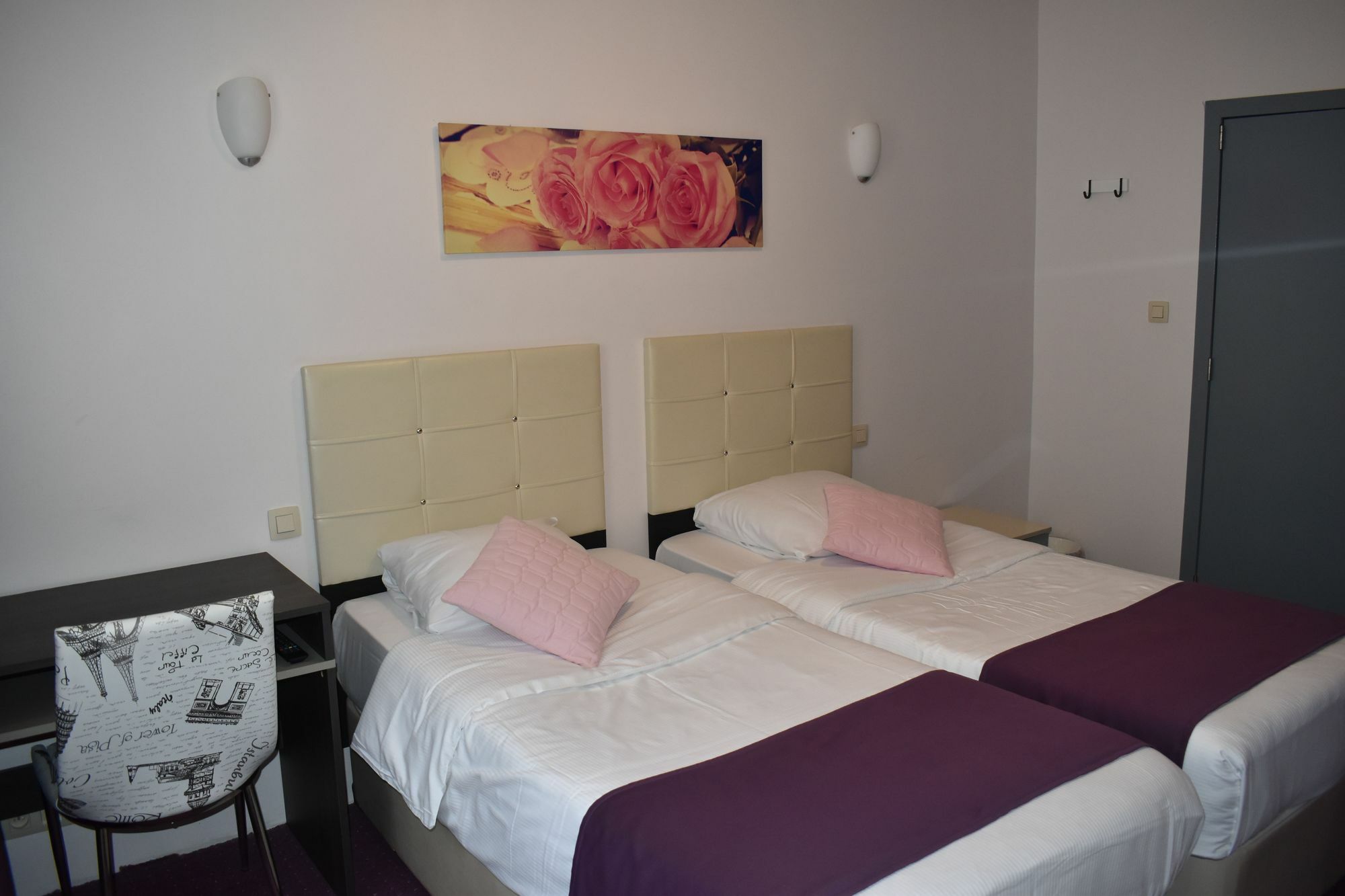Hotel Meribel Saint-Josse-ten-Noode Zewnętrze zdjęcie