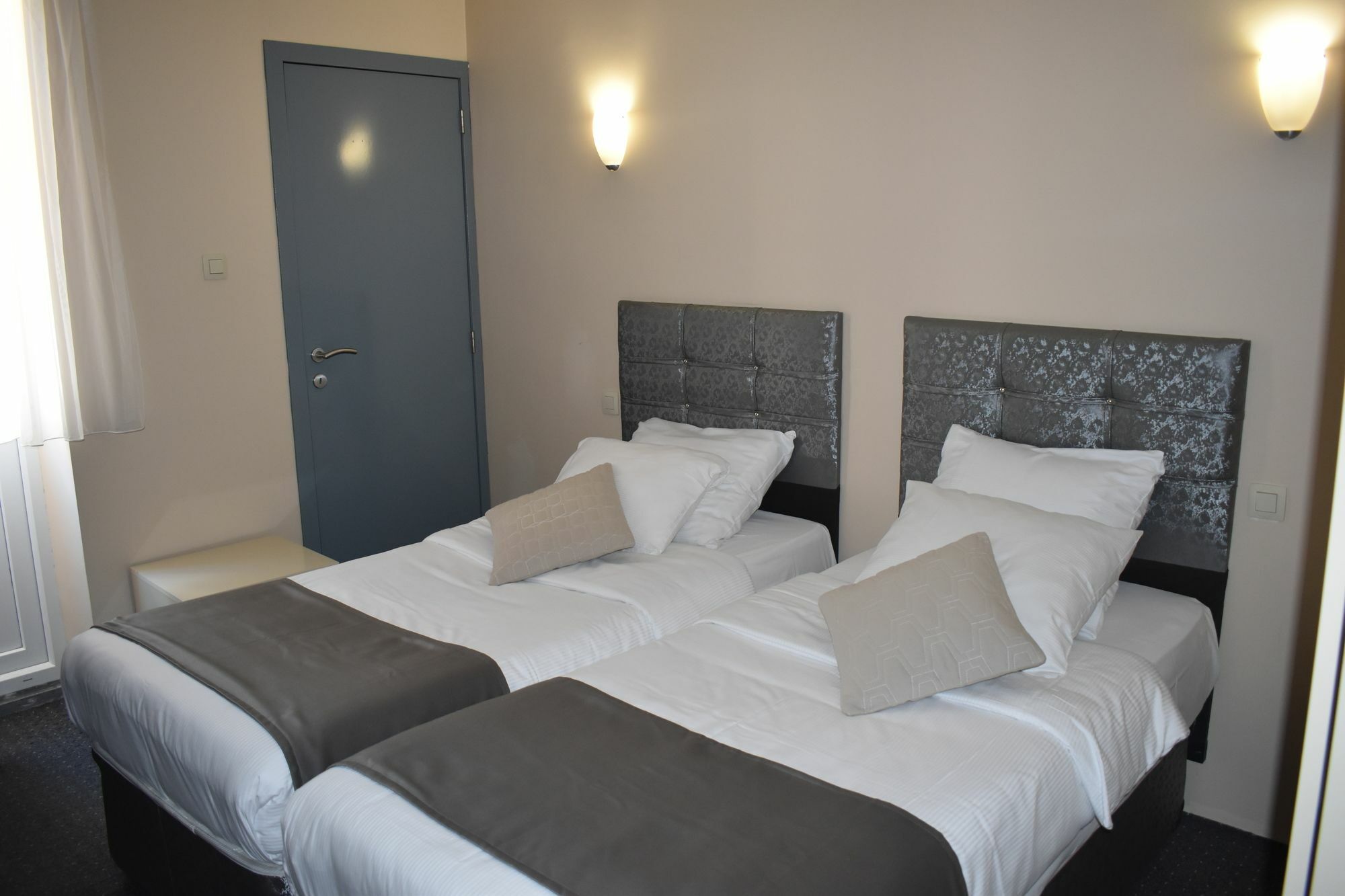 Hotel Meribel Saint-Josse-ten-Noode Zewnętrze zdjęcie