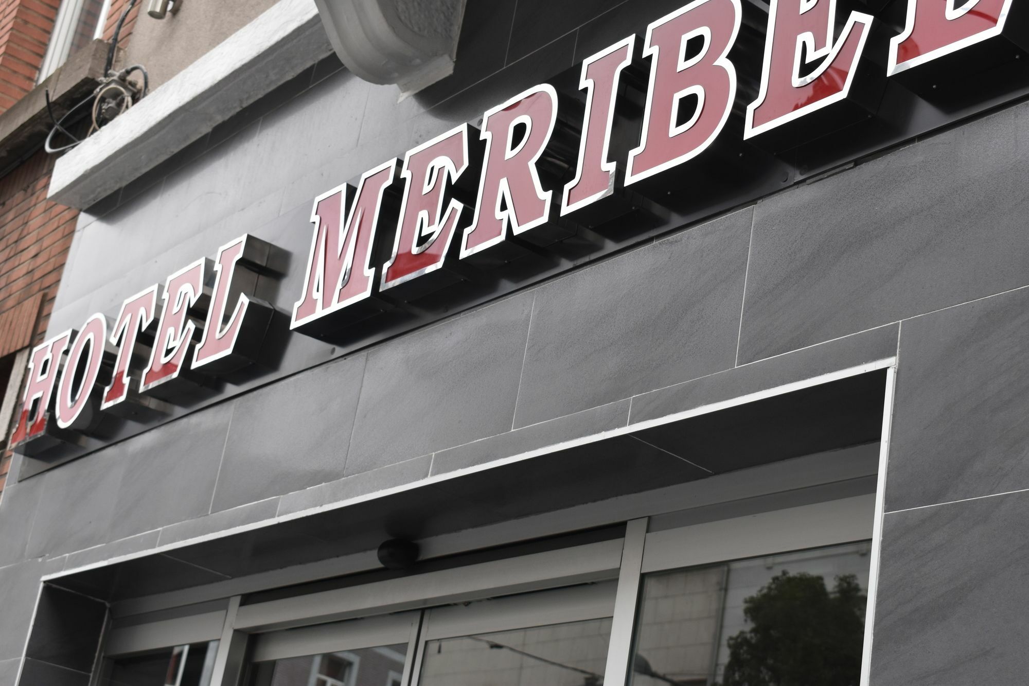 Hotel Meribel Saint-Josse-ten-Noode Zewnętrze zdjęcie