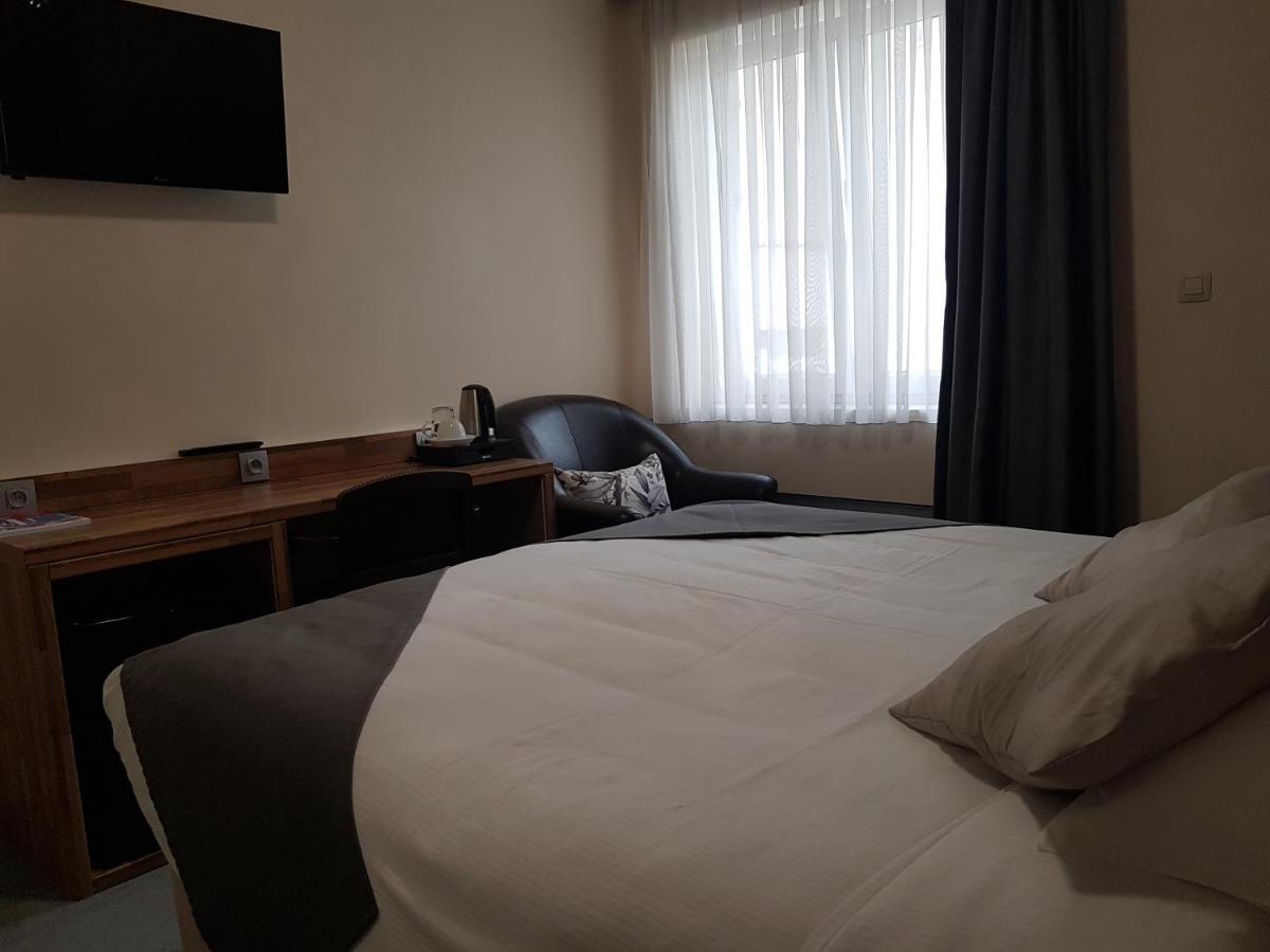Hotel Meribel Saint-Josse-ten-Noode Zewnętrze zdjęcie