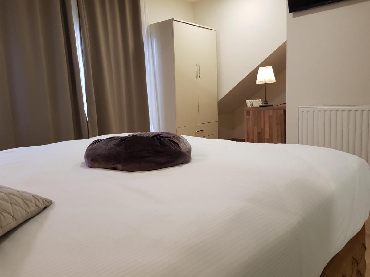 Hotel Meribel Saint-Josse-ten-Noode Zewnętrze zdjęcie